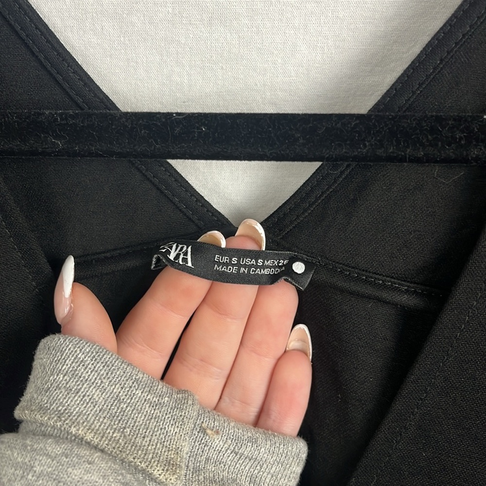 Zara NWT black dress. Size small - Picture 3 of 5